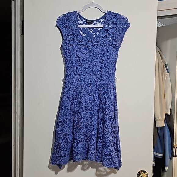 Dresses & Skirts - Dress Sz M